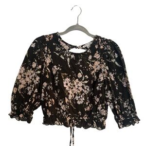 American‎ Eagle Green & Floral Embroidered 3/4 Sleeve Crop Top Women's Size S